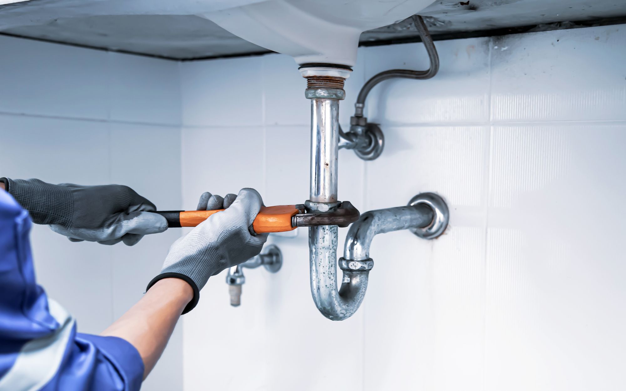 Unclogging & Drain Cleaning